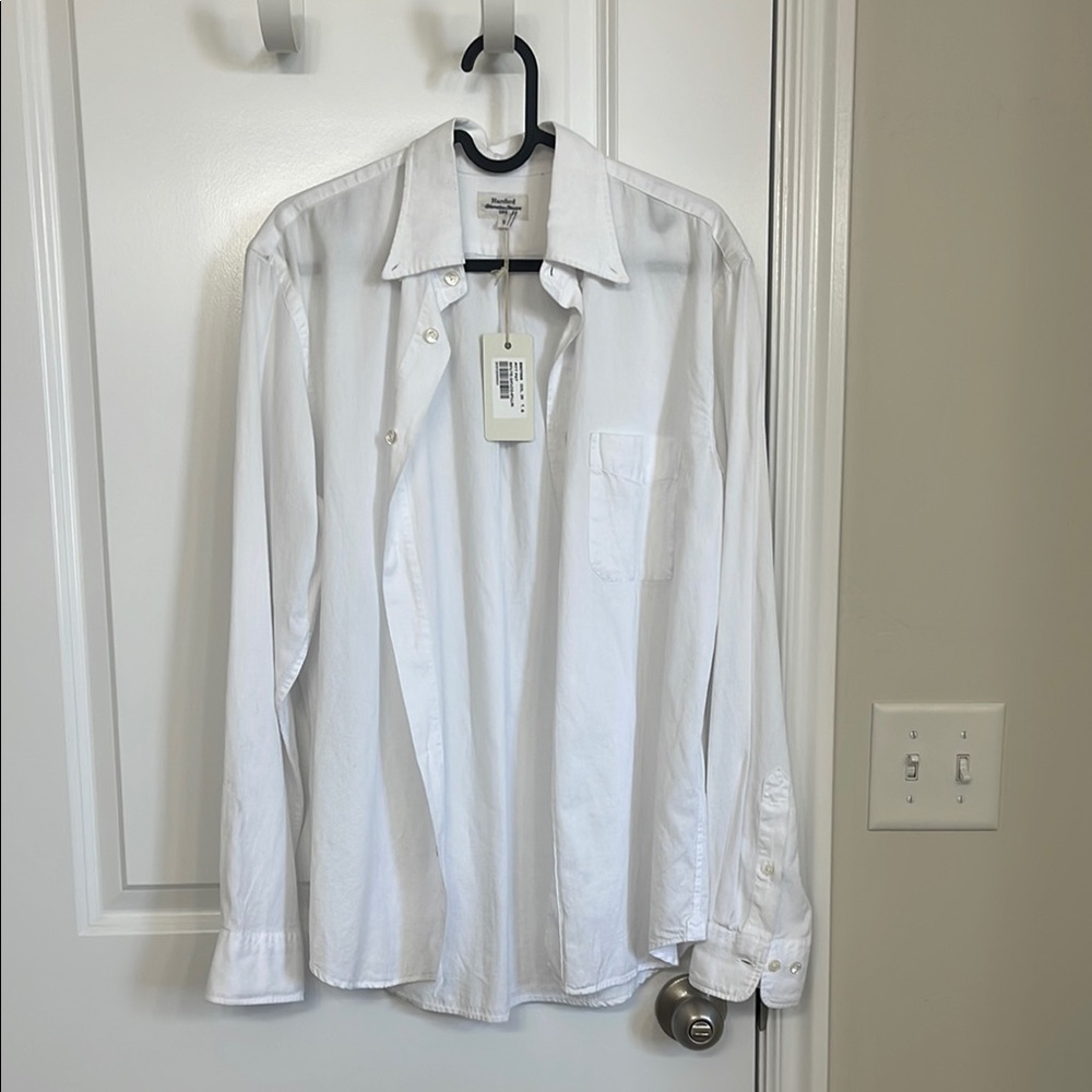 NWT🏷️ Classic White Shirt